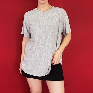 Lululemon | Grey Tee